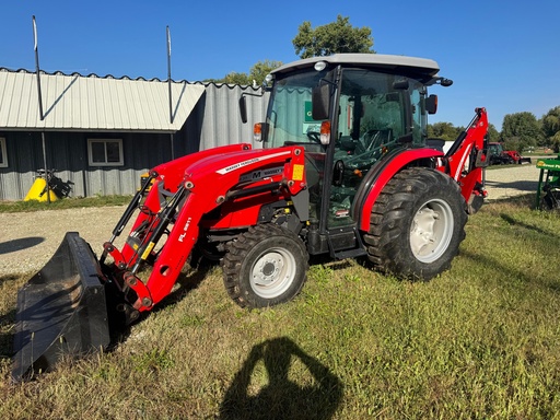 2022 MASSEY FERGUSON 1835 TRACTOR W/ LOADER & BACKHOE